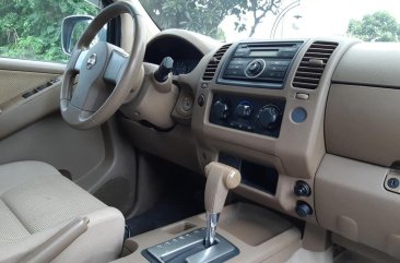 Selling Silver Nissan Navara 2008 Truck Automatic Diesel 