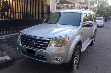 Silver Ford Everest 2010 at 107553 km for sale