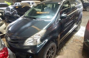 Grey Toyota Avanza 2015 for sale in Makati 