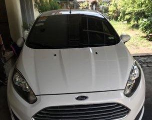 White Ford Fiesta 2016 for sale in Santa Rosa 