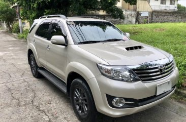 Selling Beige Toyota Fortuner 2015 at 39341 km 