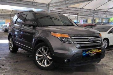 Grey Ford Explorer 2013 at 63000 km for sale
