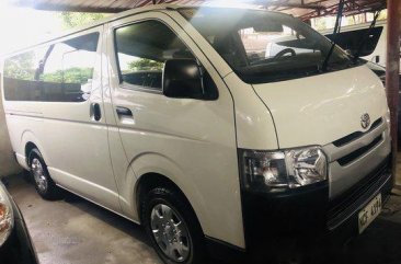 White Toyota Hiace 2016 at 18000 km for sale