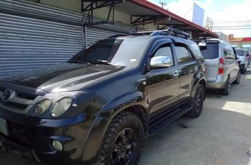 Selling Black Toyota Fortuner 2008 Automatic Gasoline in Tacloban 