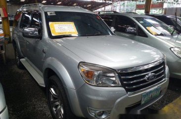 Selling Silver Ford Everest 2010 at 66122 km 