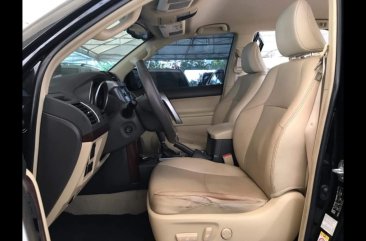 Selling Toyota Land Cruiser Prado 2017 Automatic Gasoline at 42000 km 