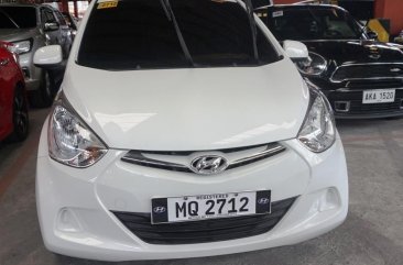 Sell White 2016 Hyundai Eon Hatchback in Manila