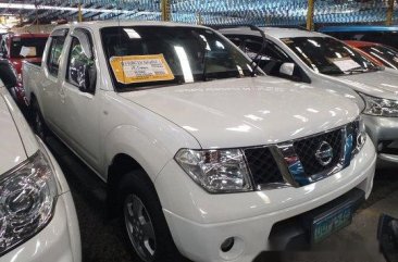 Sell White 2013 Nissan Frontier Navara at 28717 km 