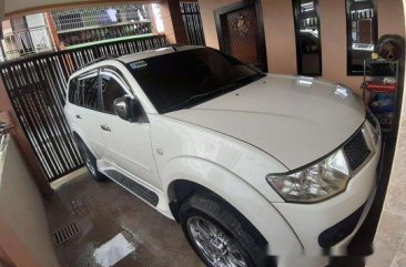 Selling White Mitsubishi Montero Sport 2012 Automatic Diesel at 100000 km 