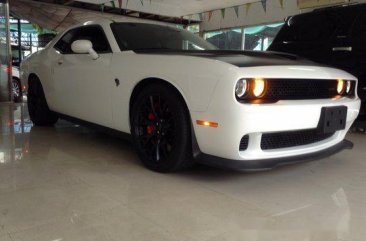 Sell White 2017 Dodge Challenger in Quezon City 