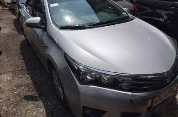 Selling Silver Toyota Corolla Altis 2015 at 8000 km 