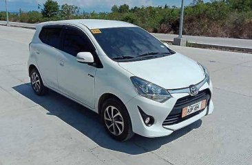 Selling White Toyota Wigo 2018 at 14000 km 