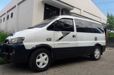 White Hyundai Starex 2006 Manual Diesel for sale 