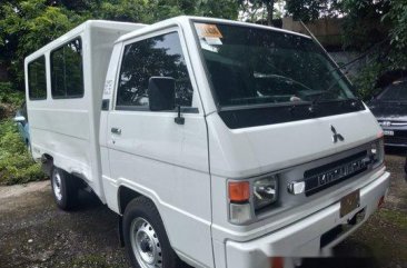 White Mitsubishi L300 2017 at 6000 km for sale 