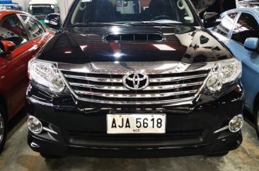 Selling Black Toyota Fortuner 2015 in Manila 
