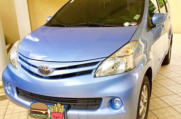 Blue Toyota Avanza 2013 for sale in Parañaque