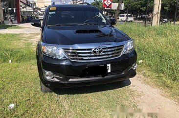 Black Toyota Fortuner 2015 at 37000 km for sale 