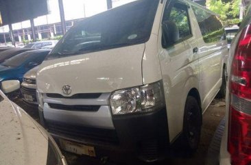 White Toyota Hiace 2018 Manual Diesel for sale