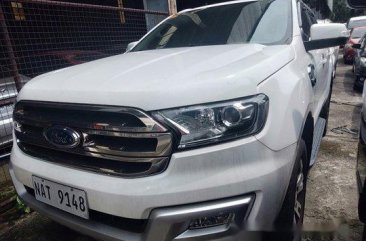 Selling White Ford Everest 2018 Automatic Diesel 