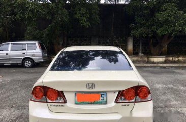 White Honda Civic 2007 at 90000 km for sale