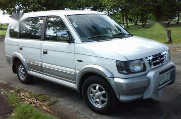 2000 Mitsubishi Adventure for sale in Santa Rosa