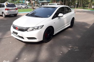 Sell White 2014 Honda Civic in Angeles 