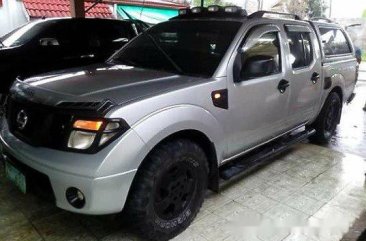 Selling Silver Nissan Frontier Navara 2008 at 80000 km 