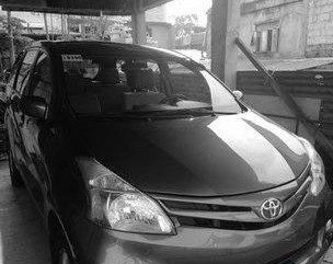 Grey Toyota Avanza 2015 at 36500 km for sale