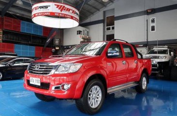 Selling Red Toyota Hilux 2015 Manual Diesel 