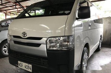 Sell White 2016 Toyota Hiace at 18569 km