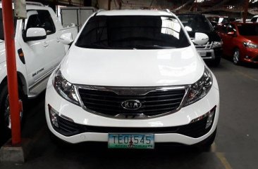 White Kia Sportage 2011 Automatic Gasoline for sale 