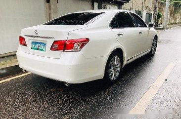 Sell White 2010 Lexus Es 350 at 69200 km 