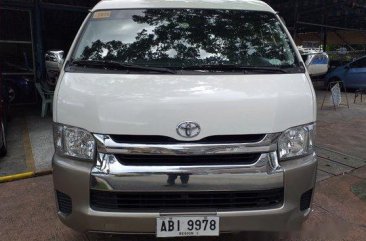 White Toyota Hiace 2016 at 40014 km for sale