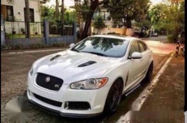 Sell White 2012 Jaguar Xf at 25000 km 