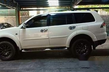 White Mitsubishi Montero Sport 2014 at 81000 km for sale