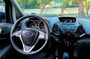 Selling Black Ford Ecosport 2016 Automatic Gasoline at 30000 km