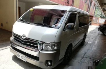 Sell White 2015 Toyota Hiace at 51000 km 