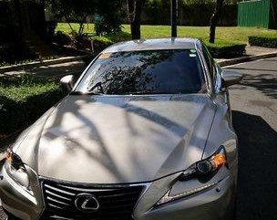 Selling Lexus Is 350 2015 at 20000 km 