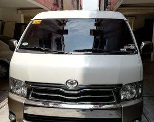 Sell White 2015 Toyota Hiace at 51000 km 