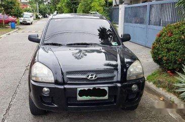 Black Hyundai Tucson 2006 at 102000 km for sale