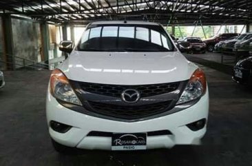 Selling White Mazda Bt-50 2016 in Pasig 