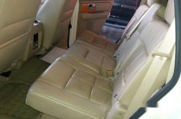 Selling White Lincoln Navigator 2007 in Muntinlupa