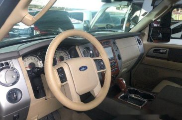 Selling Ford Expedition 2008 at 70000 km 