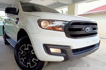 Selling White Ford Everest 2016 in San Pascual