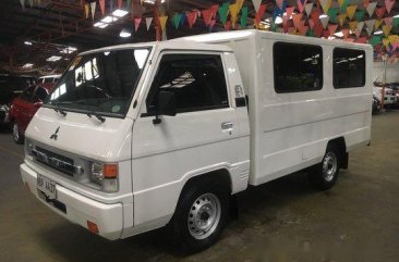 White Mitsubishi L300 2018 at 10000 km for sale 