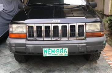 Black Jeep Cherokee 1998 for sale in Quezon City 