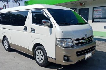 White Toyota Hiace 2011 for sale in Meycauayan
