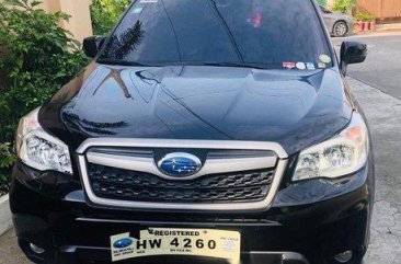 Selling Black Subaru Forester 2015 Automatic Gasoline at 59000 km 