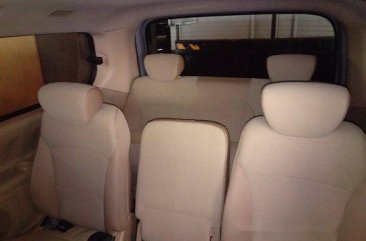 Selling Silver Hyundai Grand Starex 2010 at 77900 km in Pasig City