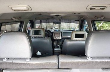 Selling Blue Ford Everest 2013 Automatic Diesel at 126000 km 